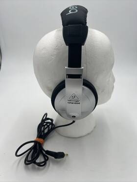 Behringer Hpm1000 Ultra Wide Frequency Multi-purpose Closed-back Headphones