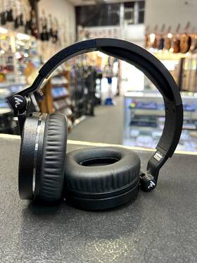 Focal 508493 Spirit Professional Studio Monitoring Headphones With Original Box