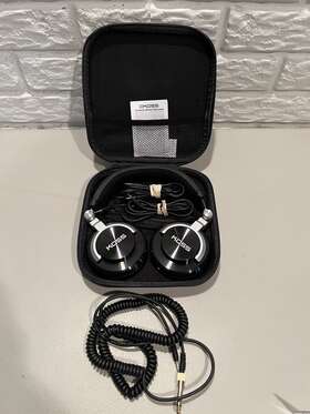 Koss Prodj200 On-ear Stereophones Headphones With Case Extra Cords