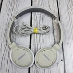 Bose OE2 Ear Headphones Wired White. Fixed Price $12.55.