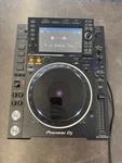 Pioneer CDJ-2000NXS2 Professional Turntable (1084609). Fixed Price $1499.99.