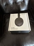 Audio Technica ATH-M60X Closed-back Dynamic Monitor Headphones -black New In Box. Fixed Price $149.99.