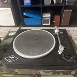 House Of Marley Stir It Up Wireless Bluetooth Turntable - Sustainably Crafted.... Fixed Price $120.00.