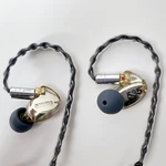Shure SE535 Sound Isolating Earphones With 3.5MM Pro Cable Champagne-gold Earbud. Fixed Price $215.91.