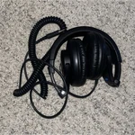 Shure SRH440 Over-ear Wired Headphones Black Adjustable Headband Carrying Pouch. Fixed Price $30.00.