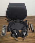 Sennheiser Momentum 2.0 On-ear Wireless Headphones Oebt Black Torn Earpad. Fixed Price $70.00.