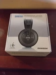 Samson SR850 Professional Studio Reference Headphones. Fixed Price $25.00.