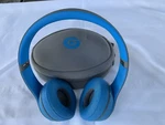 Beats B0534 Solo 2 Wireless On-ear Bluetooth Headphones In W/ Pouch Case. Fixed Price $44.95.